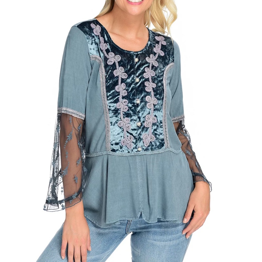 Women’s Indigo Thread Co Woven & Velvet Long Bell Sleeve Embroidered Button-up